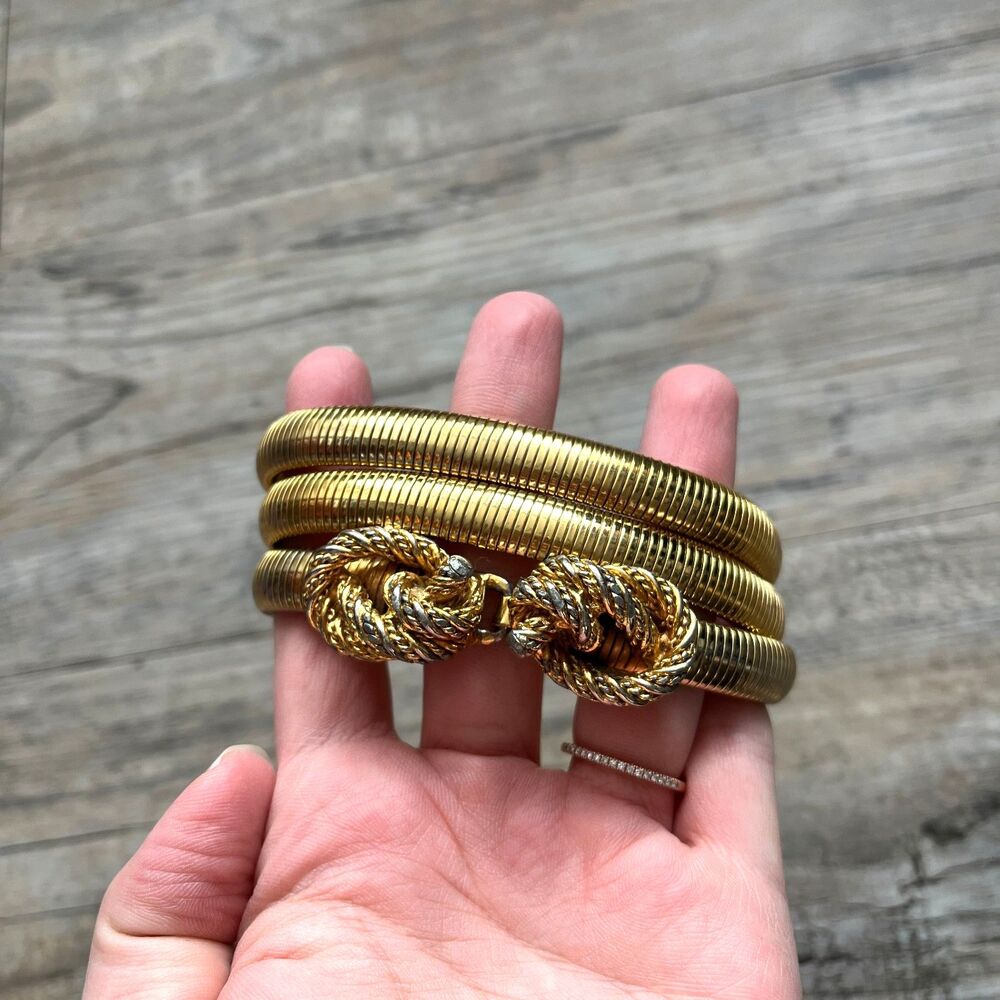 Mimi Di N 1972 Gold Metal Stretch Belt Statement Buckle Old Money Aesthetic 26"